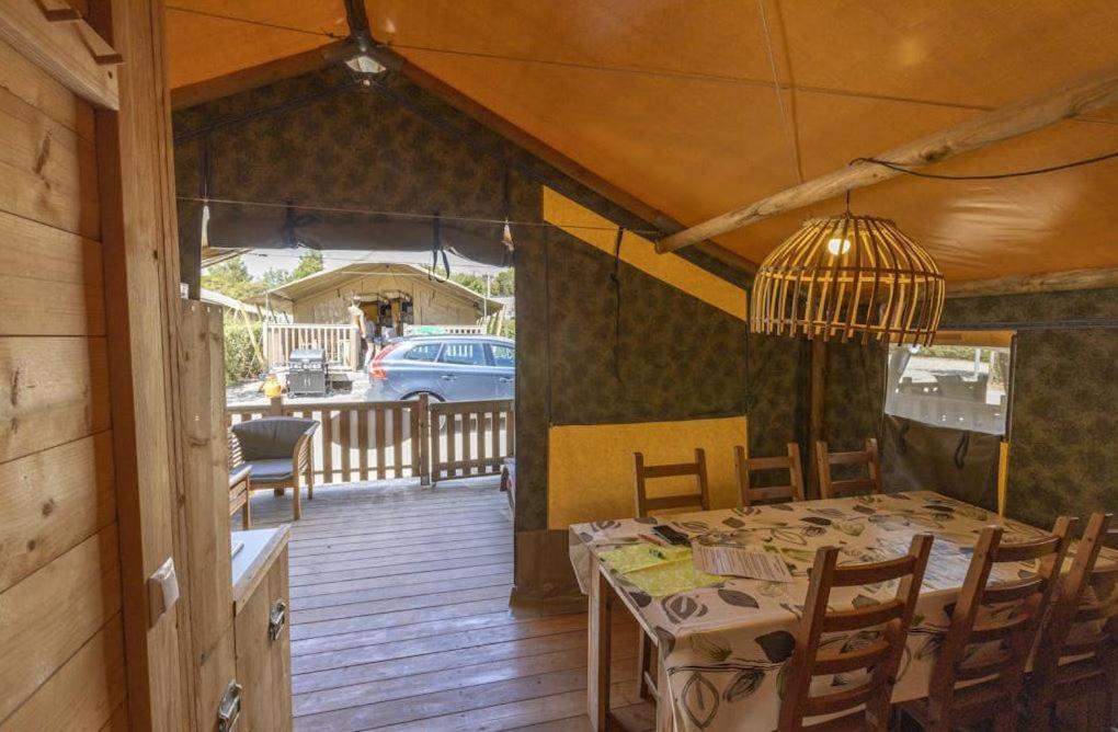 Easyatent Safari Tent Lanterna Цервар-Порат Номер фото