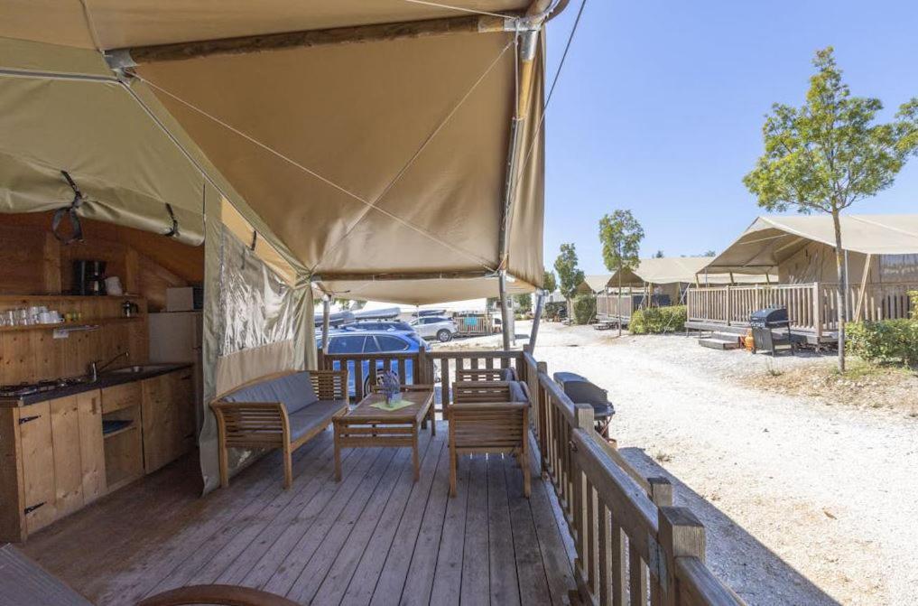 Easyatent Safari Tent Lanterna Цервар-Порат Номер фото