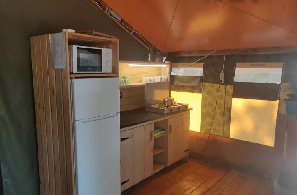 Easyatent Safari Tent Lanterna Цервар-Порат Номер фото